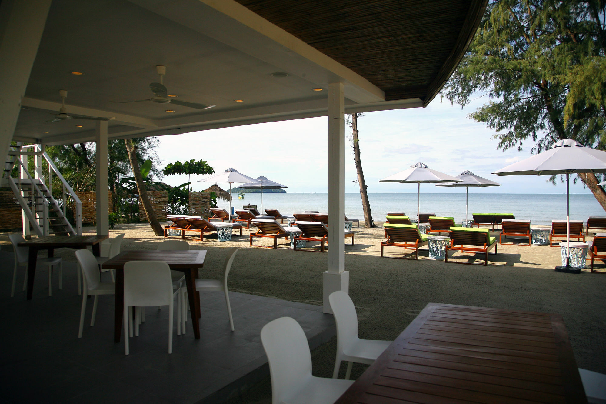 Naia Resort Sihanoukville Exteriör bild