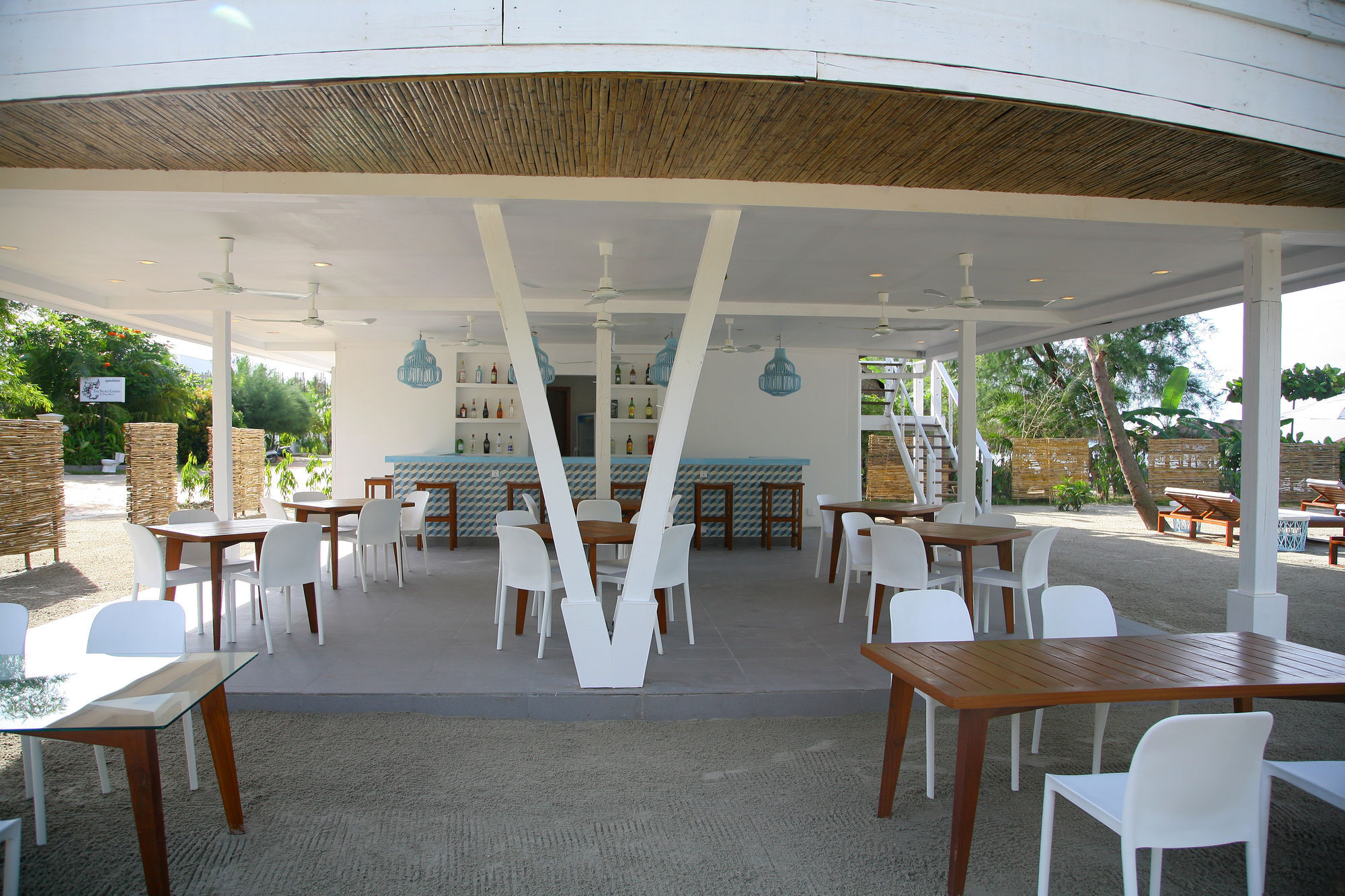 Naia Resort Sihanoukville Exteriör bild