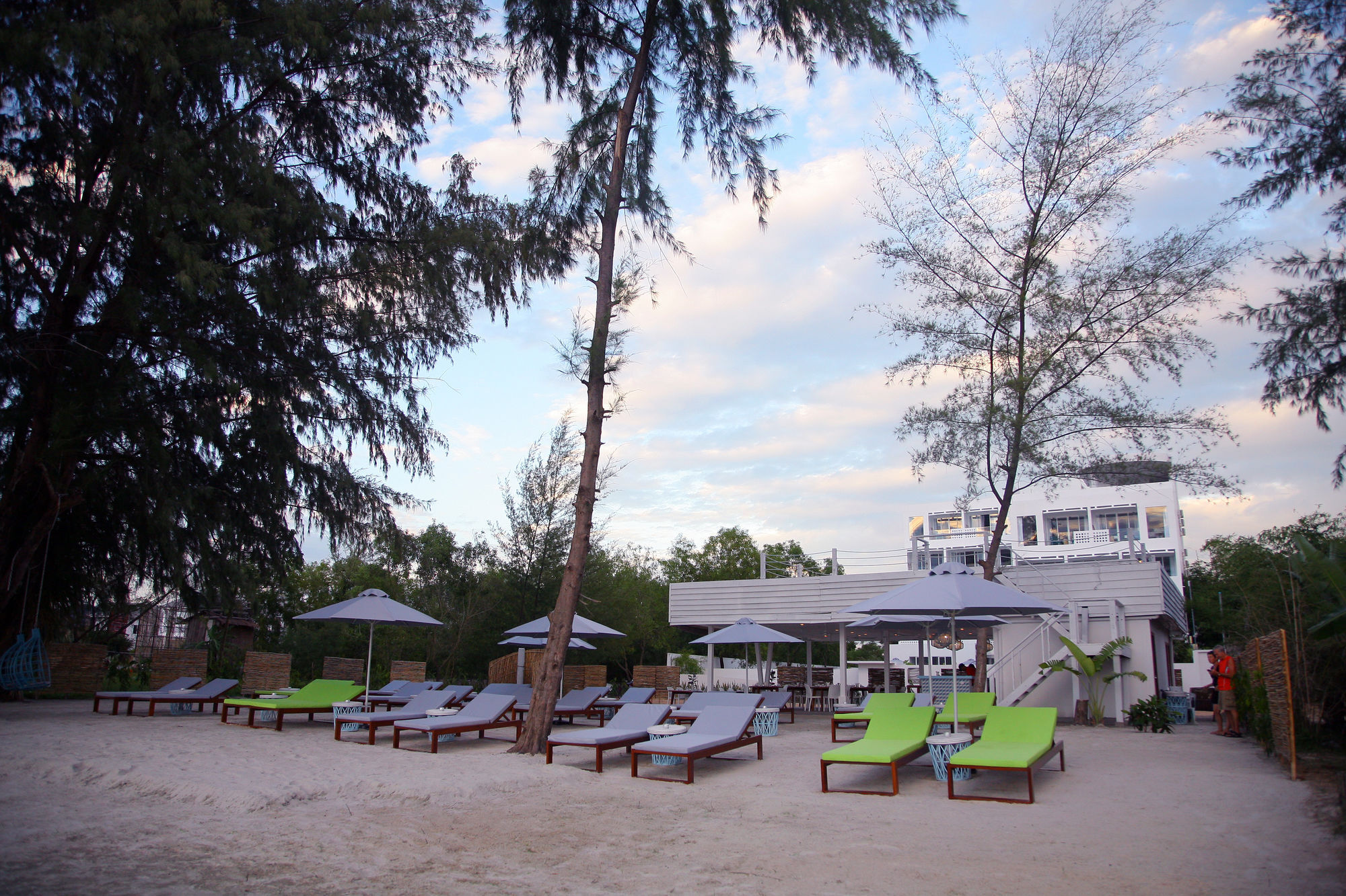 Naia Resort Sihanoukville Exteriör bild